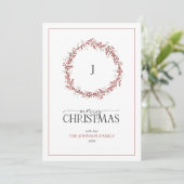 Monogram Natural Red Berry Wreath Merry Kerstmis Feestdagenkaart (Staand voorkant)