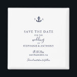Monogram Nautical Navy Blue Anchor Wedding Magneet<br><div class="desc">Maak uw grote dag onvergetelijk met deze Monogram Nautische Marine Blue Anchor Save the Date Magnet. Met een minimalistische witte achtergrond, marineblauwe tekst en een tijdloos ankermonogram met de initialen van het paar, combineert deze magneet strakke kuststijl met alledaagse functionaliteit. Perfect voor strandbruiloften, bestemmingsfeesten of koppels die van alle nautische...</div>