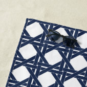 Monogram Navy Basketweve Pattern Strandlaken (In situ)