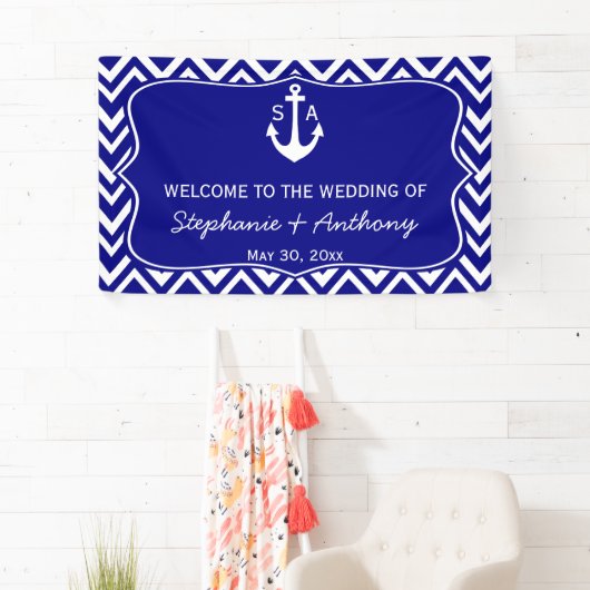 Monogram Navy Blue en White Nautical Wedding Spandoek (Insitu)