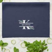 Monogram Navy Blue Greenery en Berries  Theedoek (Gevouwen)