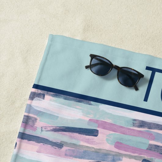 Monogram Navy Blue Lite Blue Paars White Abstract Strandlaken (In situ)