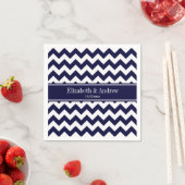 Monogram Navy Blue White Chevron Navy Servetten (Insitu)