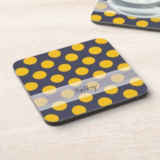 Monogram Navy Blue Yellow Chic Polka Dot Pattern Bier Onderzetter (Linkerzijde)