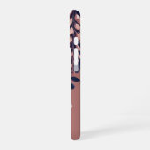 Monogram Navy Roos Wisteria Elegantie iPhone 16 Hoesje (Linkerkant)