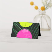 Monogram Neon Arches Palm Leaf Tropische bruiloft Plaatskaartje (Voorkant)