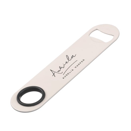 Monogram Neutraal Modern Stijlvol Minimalistisch S Speed Flessenopener (Voorkant Gekanteld)