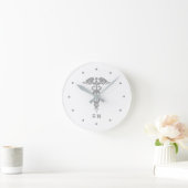 Monogram Nurse Silver Grey Caduceus op wit Ronde Klok (Huis)