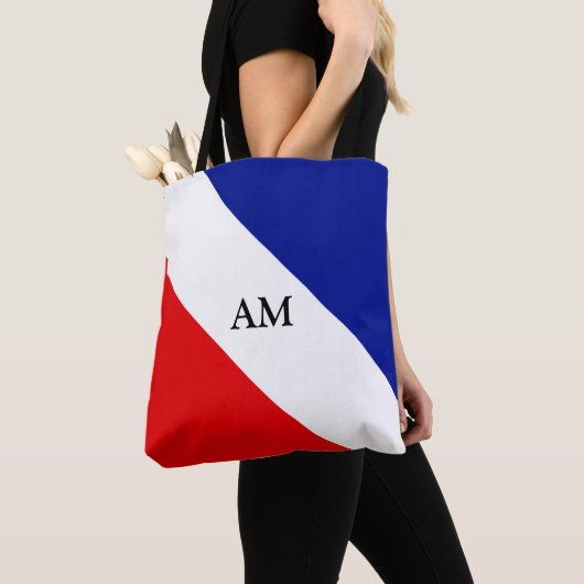 Monogram op Blauw Rood en Wit Diagonaal Striped Tote Bag (Dichtbij)