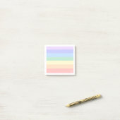 Monogram op pastel regenboog & witte lijst post-it® notes (Op bureau)