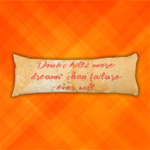 Monogram op Sinaasappel & Gold Doubt doodt meer dr