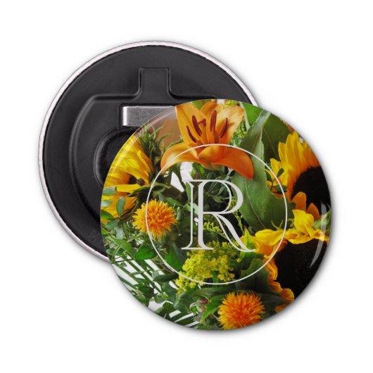 Monogram op Zonnebloem 2,25-in Magneet Flesopener Button Flesopener (Voorkant)