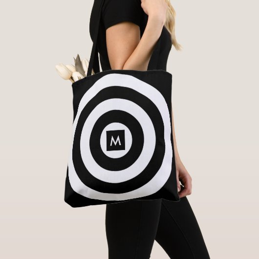 Monogram op zwarte en witte cirkels tote bag (Dichtbij)