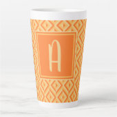 Monogram Oranje driekleurig diamantpatroon Latte Mok (Voorkant)