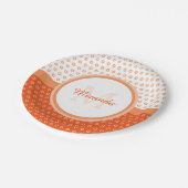 Monogram Oranje en witte pooldots met naam Papieren Bordje (Gekanteld)