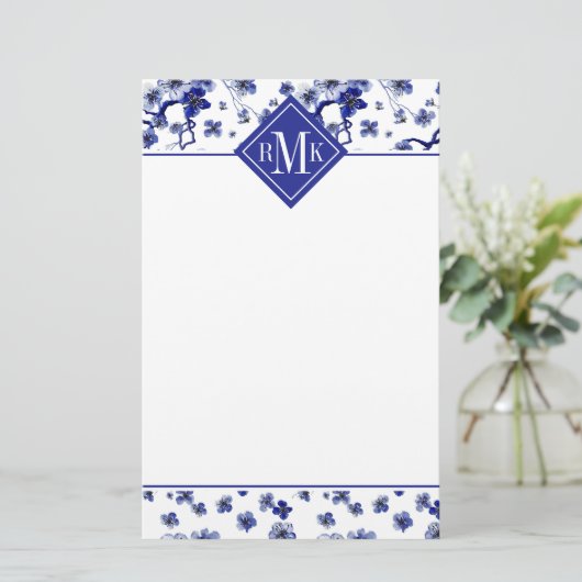 Monogram | Oriental Sakura Branch Pattern Briefpapier (Staand voorkant)