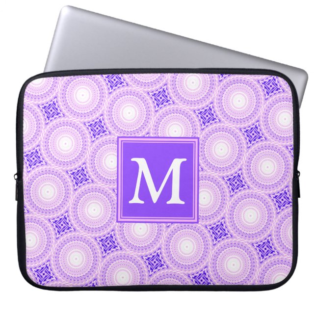 Monogram paarse cirkels laptop sleeve (Voorkant)