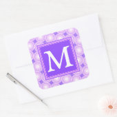 Monogram paarse cirkels vierkante sticker (Envelop)