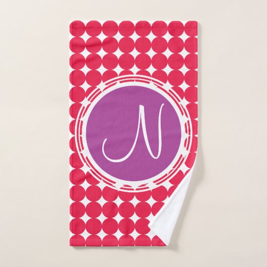 Monogram Paarse en Rode Polka Dot Bad Handdoek (Handdoek)