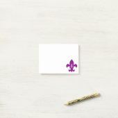 Monogram Paarse en Witte Vleur de Lis Post-it® Notes (Op bureau)