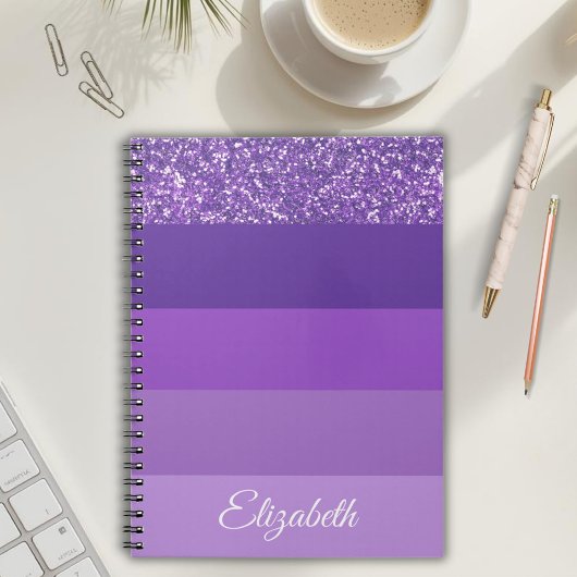 Monogram Paarse Glitter Gestreepte Notitieboek