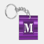 Monogram paarse strepen sleutelhanger (Voorkant Links)