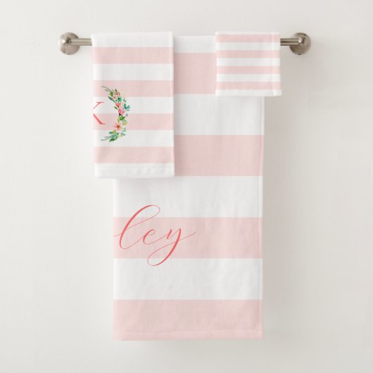 Monogram Paradise Floral en Stripes Bad Handdoek (Insitu)