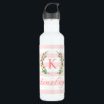 Monogram Paradise Floral en Stripes Waterfles<br><div class="desc">Dit leuke trendy design heeft een blush roze en witte gestreepte achtergrond met kleurrijke bloemenkrans. Personaliseer het ontwerp met jouw naam en monogram of andere tekst. Gebruik de ontwerpgereedschappen om een achtergrondkleur te kiezen, de tekstlettertypen en -kleuren te bewerken of uw eigen foto's te uploaden naar creëer, een unieke waterfles...</div>