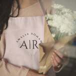 Monogram Pastel Roze Gepersonaliseerd Schort<br><div class="desc">Voeg een vleugje elegantie toe aan uw keukenkleding met dit Monogram Pastel Pink gepersonaliseerd Schort. Met een zachte pastelroze tint en een aanpasbaar monogram is dit schort ideaal voor degenen die graag in stijl koken. Gemaakt van hoogwaardige materialen, biedt het zowel comfort als duurzaamheid, waardoor het ideaal is voor dagelijks...</div>