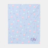 Monogram Pastelschelpen en parels in Periwinkle Fleece Deken (Voorkant)