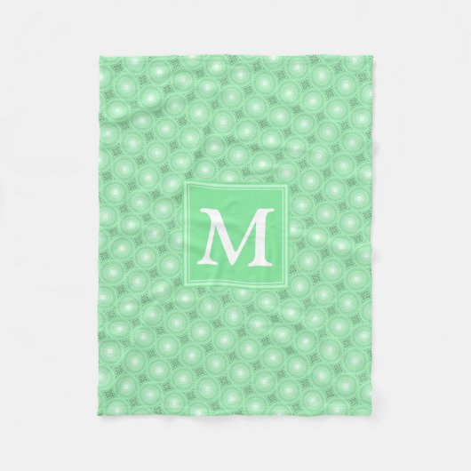Monogram patroon groene cirkels fleece deken (Voorkant)