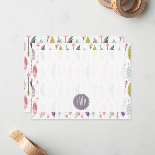 Monogram patroon pijlen en veren notitiekaartje (Voorkant / Achterkant in situ)