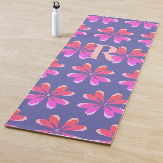 Monogram Periwinkle Retro Flower Pattern Yogamat (In situ)