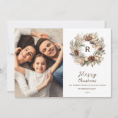 Monogram Pinecone Winter Krans Kerstfoto Feestdagenkaart (Voorkant)