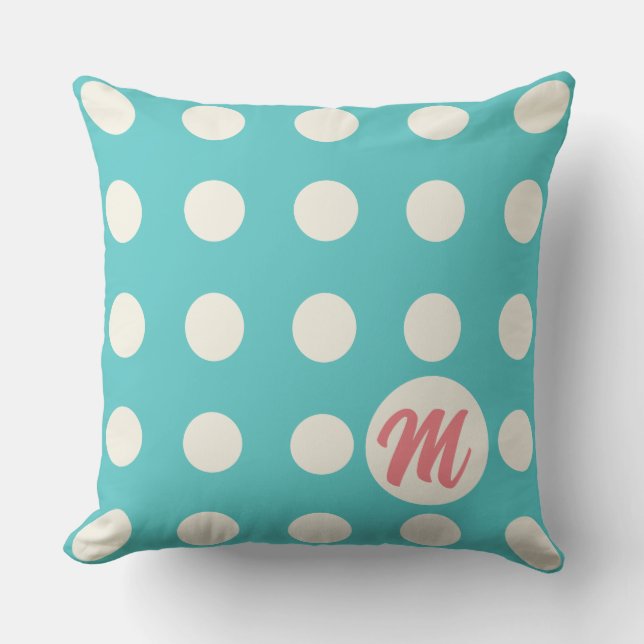 Monogram Polka Dots in Soft White op Turquoise Kussen (Voorkant)