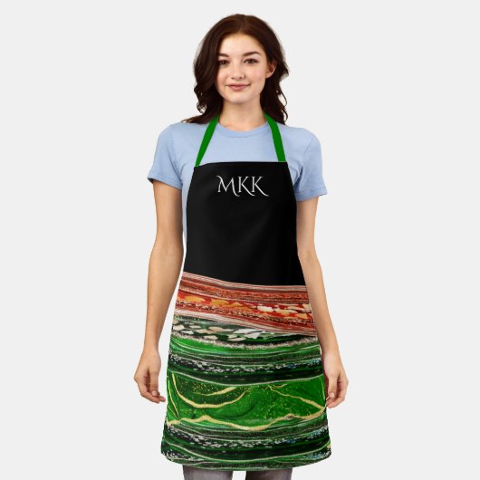 Monogram Posh Red en Green Glam Schort (Gedragen)