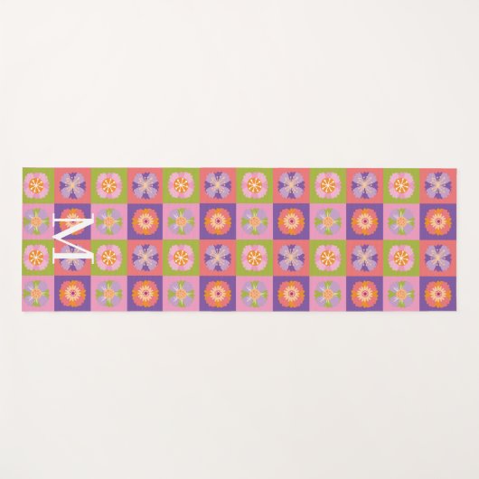 Monogram purple green floral pattern yogamat (Voorkant (horizontaal))
