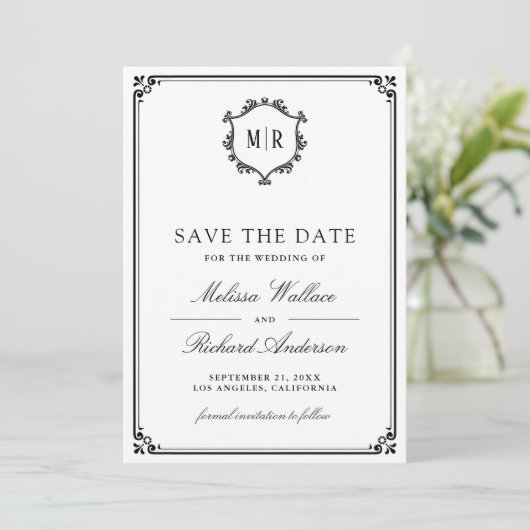Monogram QR-code fotocollage Wit Zwart Bruiloft Save The Date (Staand voorkant)