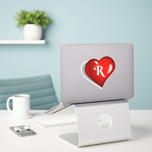 Monogram R, wit schrift, ruby red hart Sticker (Laptop op bureau)