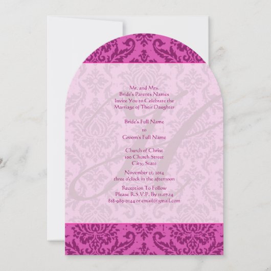 Monogram Raspberry Pink Damask Wedding Uitnodiging (Voorkant)