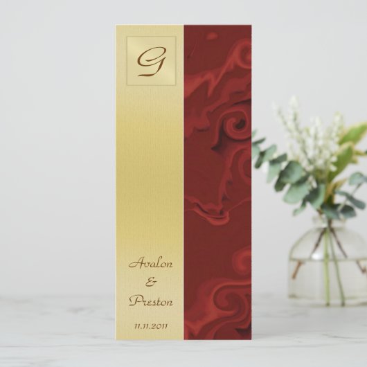 Monogram Red Swirls Wedding Programme Uitnodiging (Staand voorkant)