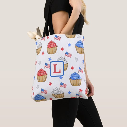Monogram Red White Blue Cupcake Flag Star Preppy Tote Bag (Dichtbij)