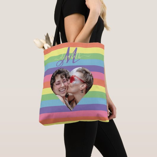 Monogram regenboogvlag kleurrijk tote bag (Dichtbij)