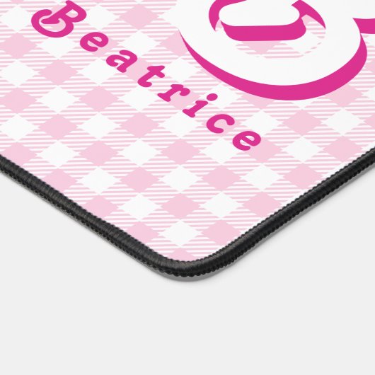 Monogram Retro Elegant Minimaal Roze & Wit Plaid Bureaumat (Hoek)