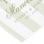 Monogram Retro Groen Witte Strepen Script Bruiloft Lange Tafelloper (Hoek)