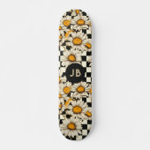 Monogram Retro Groovy Daisy Checkerboard Persoonlijk Skateboard (Voorkant)