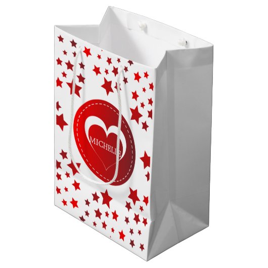 Monogram rode sterren en hart medium cadeauzakje (Voorkant Gekanteld)