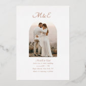 Monogram Romantische Chic Arch Fotobruiloft Folie Uitnodiging (Voorkant)