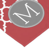 Monogram rood en grijs Geometrisch Patroon Korte Tafelloper (Hoek)