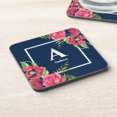 Monogram Rood en Roze Bloemen Donkere Navy Blauw Bier Onderzetter (Linkerzijde)